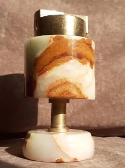 Briquet De Table En Marbre Et Laiton -Fournitures Pour Fumeurs 063cc1b2 0b82 4ac0 807a fb38548d8d83