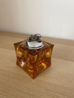 Briquet De Table Design En Verre -Fournitures Pour Fumeurs 38085b17 deaf 44d8 ae9f 079ebe65fa96