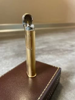 Briquet Dunhill -Fournitures Pour Fumeurs 39b99d4a 939c 4cd3 b255 385a4ccda1b3