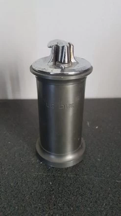 Briquet Silver Ronson "Le Dix" Laiton Et Métal -Fournitures Pour Fumeurs 3d33fb40 95d9 43d6 8b3f 2db8c0441297