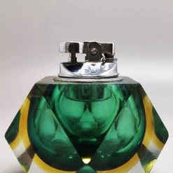 Briquet De Table Vert En Verre Murano Sommerso Par Flavio Poli Pour Seguso 1960 -Fournitures Pour Fumeurs 5ad1a4f5 11b7 48b1 aa7f 1b65c0783379
