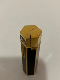 Briquet CELINE Avec Sa Boîte D'origine 14 Briquet CELINE Avec Sa Boîte D'origine -Fournitures Pour Fumeurs 6cb6a489 d703 45ac b36d 4fdcf84352d7