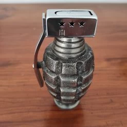 Briquet De Table Vintage En Métal Forme Grenade Marque Pgl Fabrication Japonaise -Fournitures Pour Fumeurs 74c8625e fa59 4107 bc22 49d5bc84953f