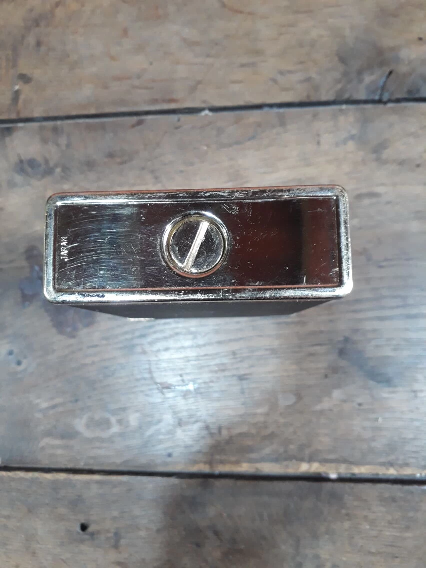 Ancien Briquet De Table à Essence, Made In Japan 5 Ancien Briquet De Table à Essence, Made In Japan – Image 3