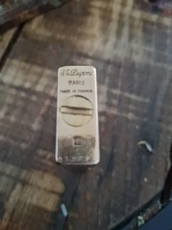 Briquet Collection Dupont Plaque Or -Fournitures Pour Fumeurs 9336fef3 3c32 4fba 969e 5cbca48424e1