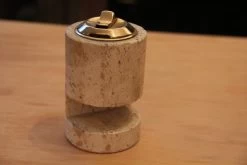 Briquet De Table En Travertin Fratelli Mannelli -Fournitures Pour Fumeurs 97e8be3e bb04 4942 b6d2 408c402170c6