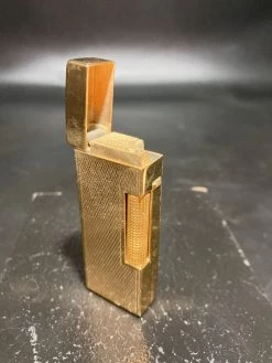 Briquet Avec Son Coffret De La Marque Win -Fournitures Pour Fumeurs a661788a 6773 4a6f ac80 7dd1a1b66596