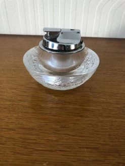 Briquet De Table Vintage En Verre Pressé -Fournitures Pour Fumeurs a9b73e20 da56 4c68 8864 a6477f92201b