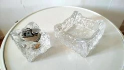 Briquet Et Cendrier En Verre Givré Kalmar Design Années 70 -Fournitures Pour Fumeurs b67036f2 920b 465b bfdc 1053cf0285fd