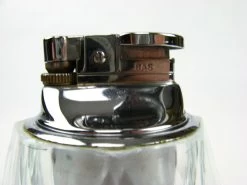 Briquet De Table Cristal -Fournitures Pour Fumeurs b7e34c3f 75ad 4f99 927a ca87add93a82