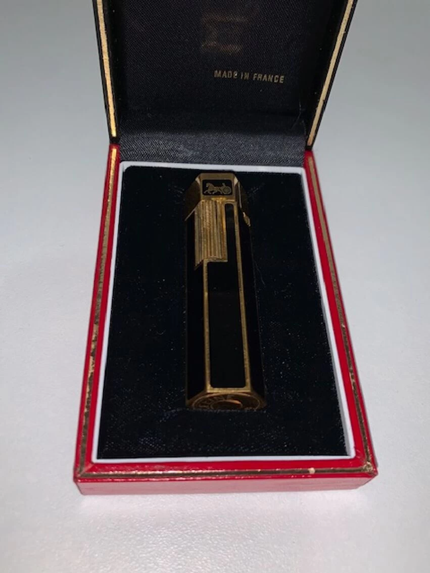 Briquet CELINE Avec Sa Boîte D'origine 10 Briquet CELINE Avec Sa Boîte D'origine – Image 8
