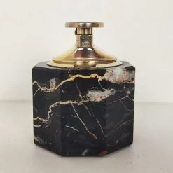 Briquet En Marbre Noir -Fournitures Pour Fumeurs bddb627f 2335 4579 8937 16fb0bf0e2c9