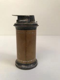 Briquet De Table En Métal Argenté Et Cuir -Fournitures Pour Fumeurs cd4a783b d323 4fb6 8ac4 82937ea3beec