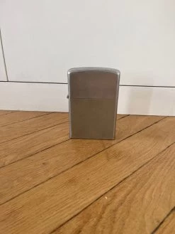 Briquet Jumbo -Fournitures Pour Fumeurs d03f6eea cc68 4b09 9d44 a6a0df2f561a