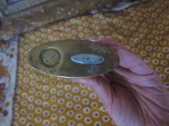 Briquet Vintage Ministère Des Finances -Fournitures Pour Fumeurs d082d812 5e9a 4a15 b7c2 fef6c8492147