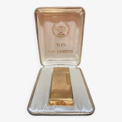 Briquet Avec Son Coffret De La Marque Win -Fournitures Pour Fumeurs e7df6a6d cb5c 4194 b494 7df665cb269e