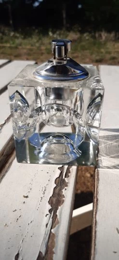 Briquet De Table En Cristal -Fournitures Pour Fumeurs eb646f9a fbbd 436c a469 eec5caa5665d