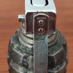 Briquet De Table Vintage En Métal Forme Grenade Marque Pgl Fabrication Japonaise -Fournitures Pour Fumeurs f2d95a12 cbb9 4683 94ad 7fb0861f2af0